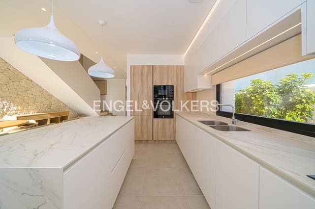 4 soveværelse Villa til salg i Albir, Alfaz del Pi / L'Alfàs del Pi med swimmingpool garage - € 895.000 (Ref: 9699825)