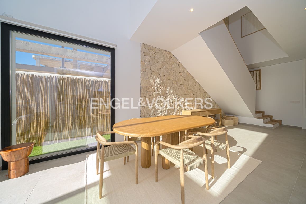 4 soveværelse Villa til salg i Albir med swimmingpool garage - € 895.000 (Ref: 9699825)