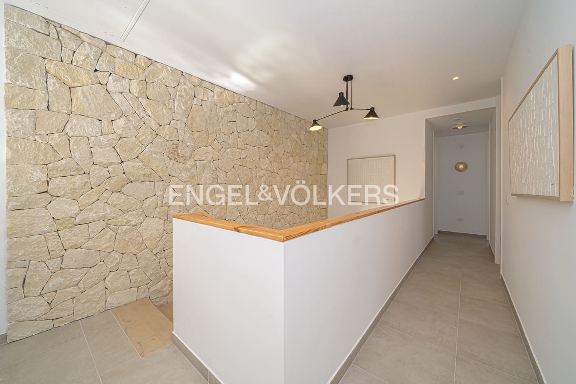 4 soveværelse Villa til salg i Albir med swimmingpool garage - € 895.000 (Ref: 9699825)