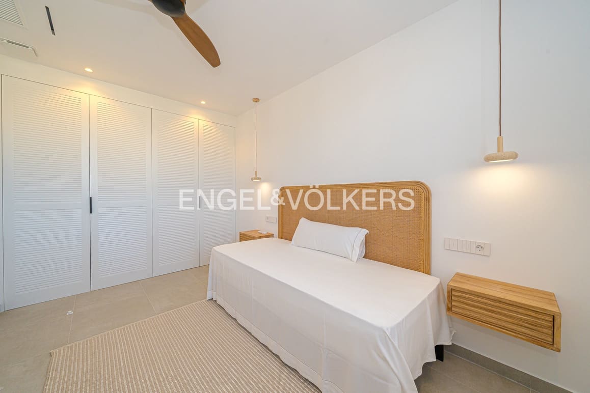 4 soveværelse Villa til salg i Albir med swimmingpool garage - € 895.000 (Ref: 9699825)