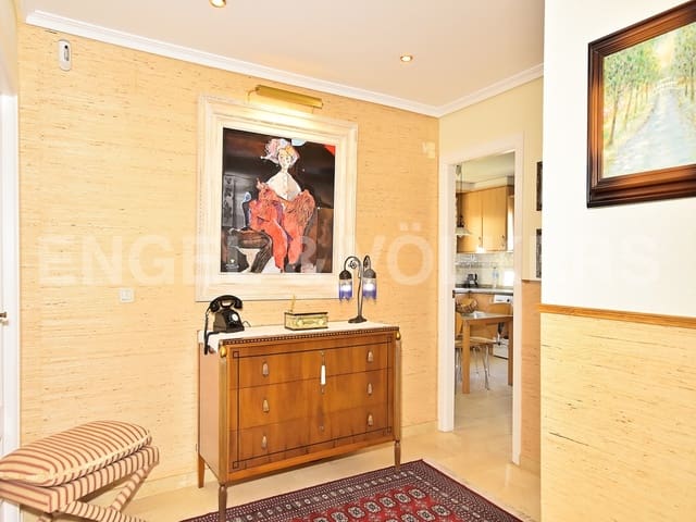 4 soveværelse Villa til leje i Benidorm med swimmingpool garage - € 2.500 (Ref: 9720327)