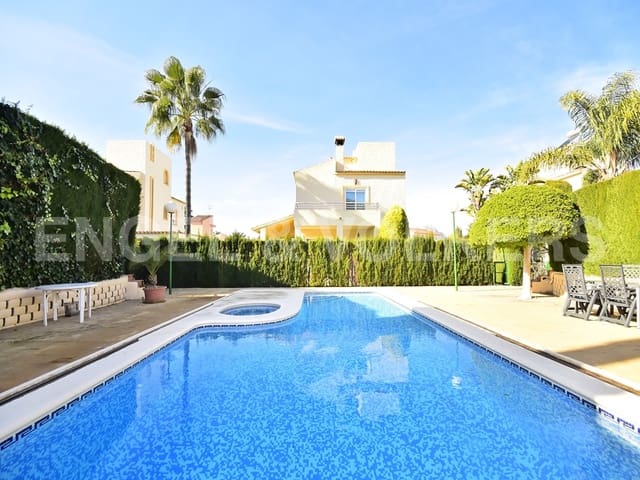 4 soveværelse Villa til leje i Benidorm med swimmingpool garage - € 2.500 (Ref: 9720327)