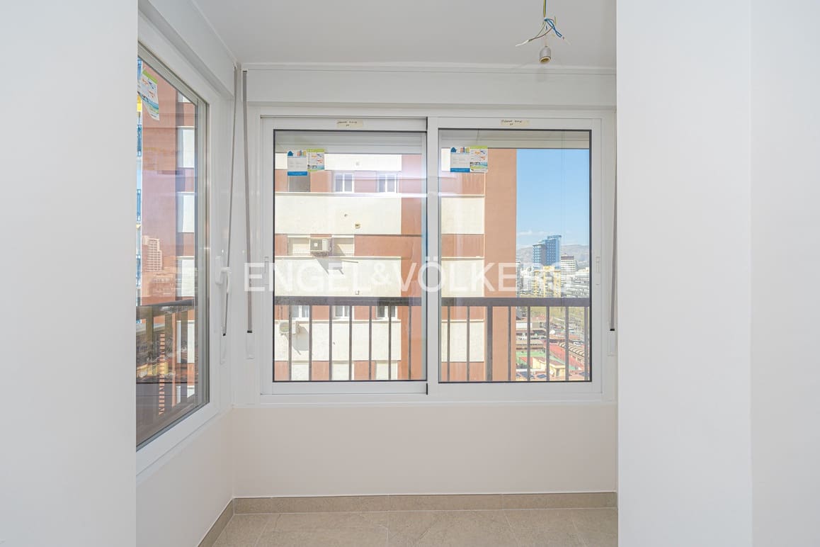 2 sovrum Lägenhet till salu i Benidorm med garage - 550 000 € (Ref: 9720473)