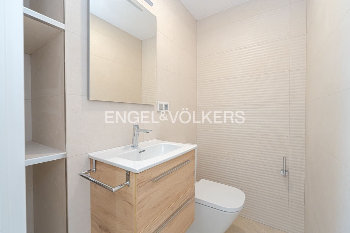 2 sovrum Lägenhet till salu i Benidorm med garage - 550 000 € (Ref: 9720473)