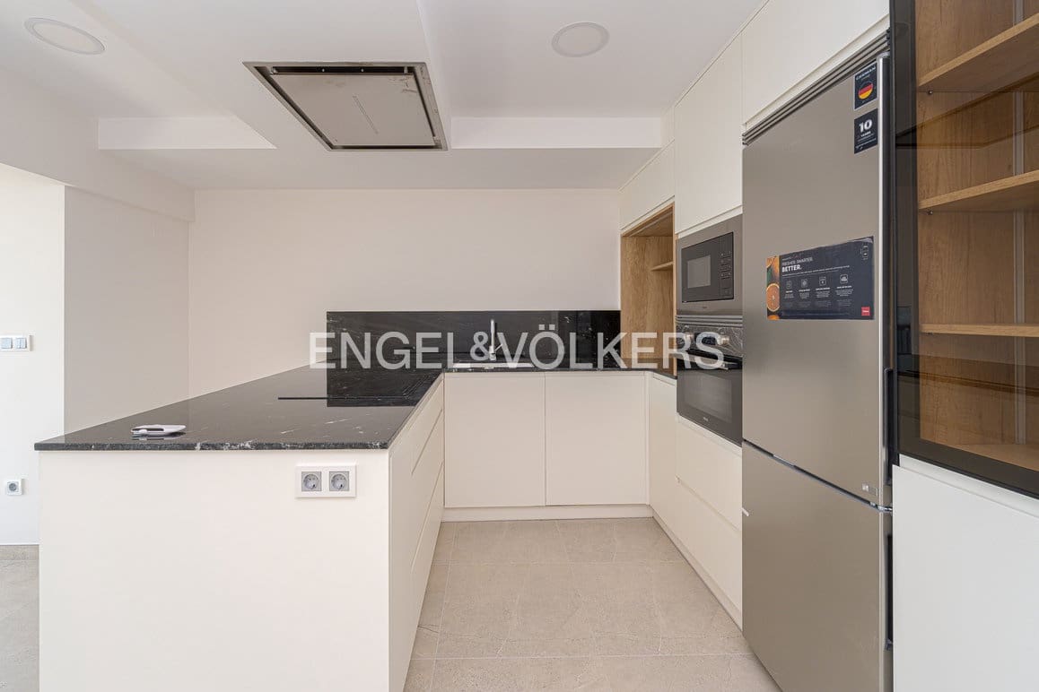 2 makuuhuone Huoneisto myytävänä paikassa Benidorm mukana 
autotalli - 495 000 € (Ref: 9720473)
