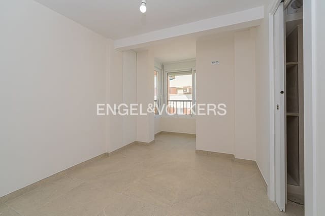 Apartamento de 2 habitaciones en Juzgados - Plaza de Toros, Benidorm en venta con garaje - 495.000 € (Ref: 9720473)