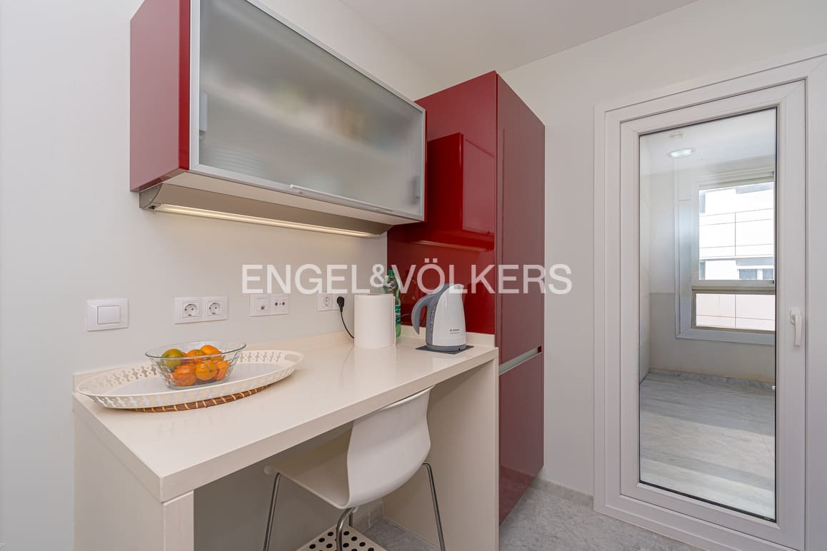 3 sovrum Lägenhet till salu i Benidorm med pool garage - 320 000 € (Ref: 9733413)