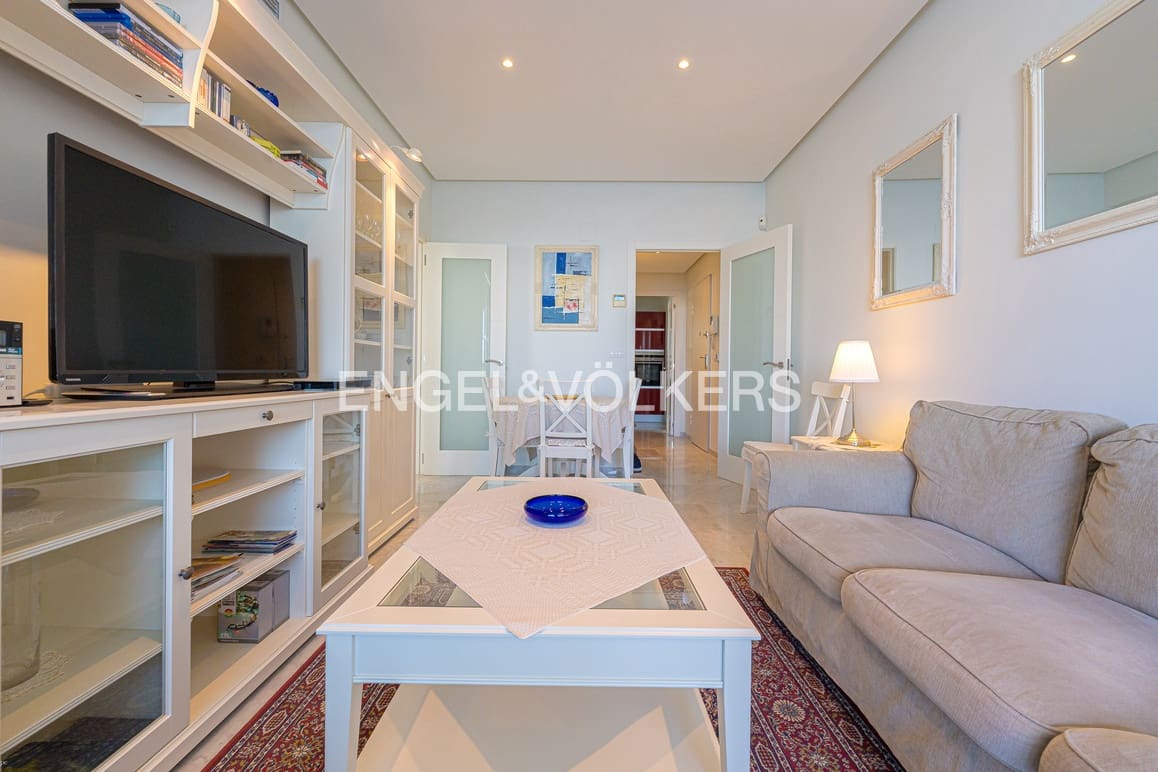 3 sovrum Lägenhet till salu i Benidorm med pool garage - 320 000 € (Ref: 9733413)