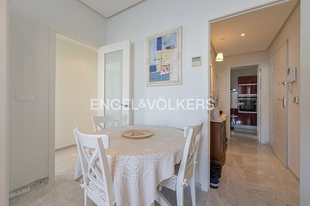 3 sovrum Lägenhet till salu i Benidorm med pool garage - 320 000 € (Ref: 9733413)