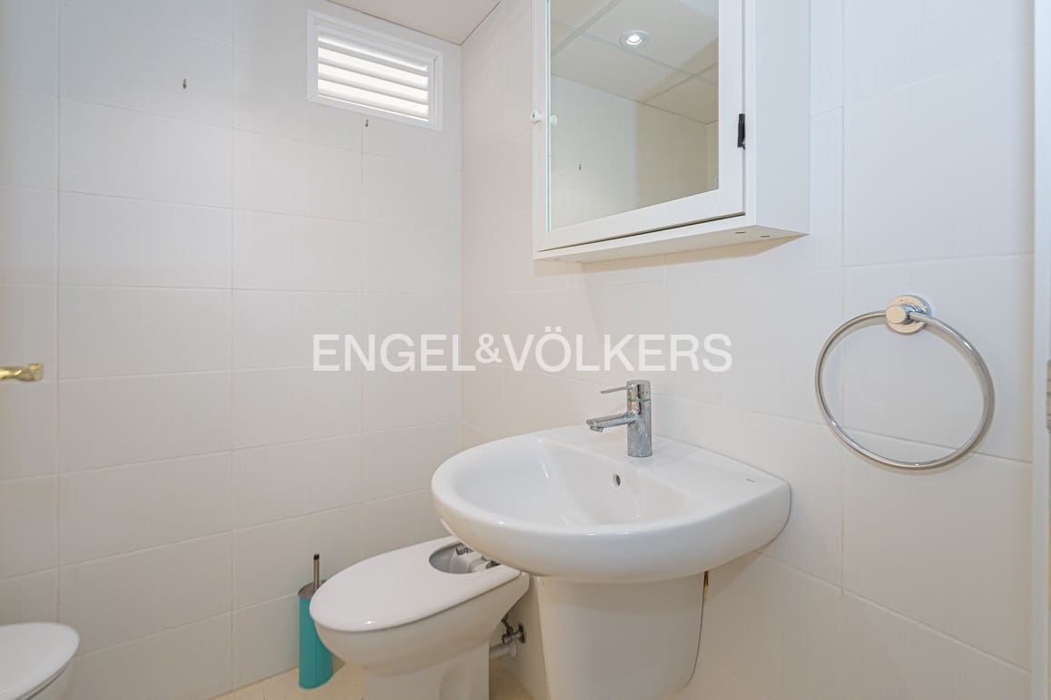 1 bedroom Apartment for sale in Benidorm - € 350,000 (Ref: 9733414)