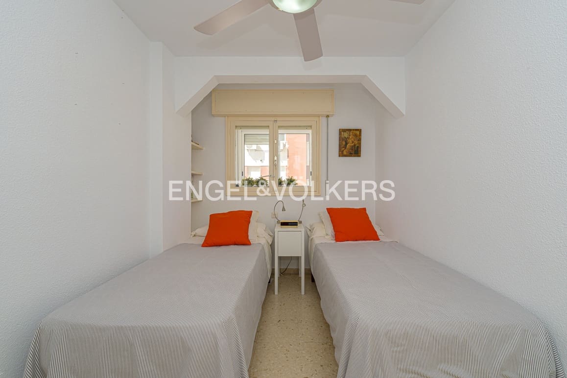 1 bedroom Apartment for sale in Benidorm - € 350,000 (Ref: 9733414)