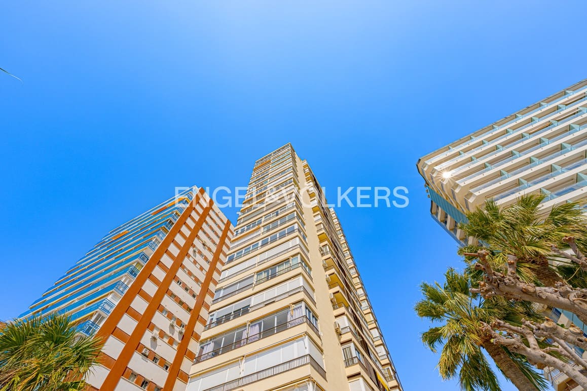 1 bedroom Apartment for sale in Benidorm - € 350,000 (Ref: 9733414)