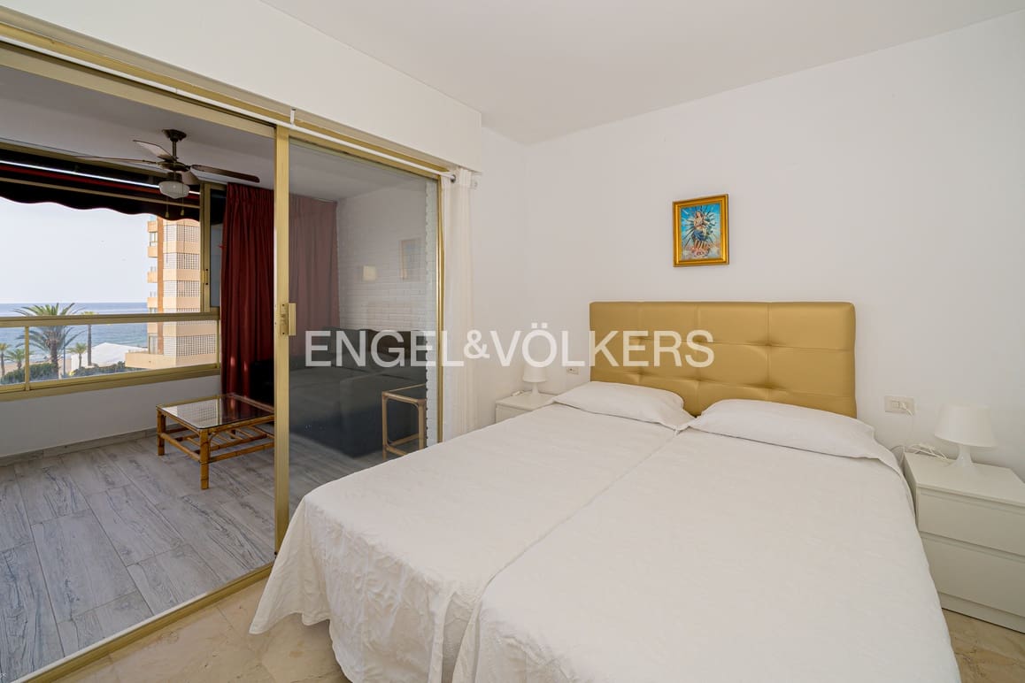 2 bedroom Apartment for rent in Benidorm with pool garage - € 1,500 (Ref: 9770990)