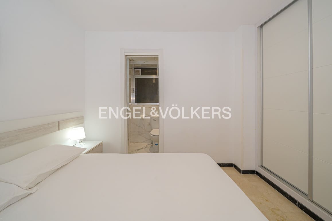 2 bedroom Apartment for rent in Benidorm with pool garage - € 1,500 (Ref: 9770990)