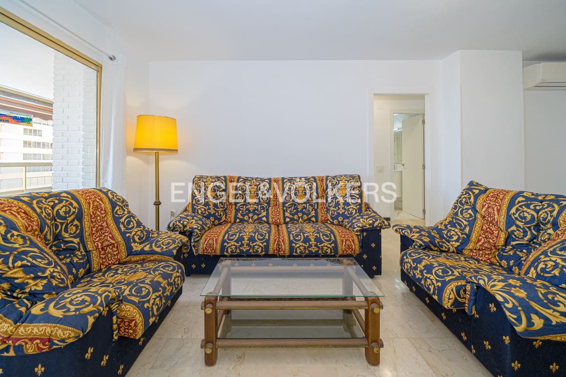 2 bedroom Apartment for rent in Benidorm with pool garage - € 1,500 (Ref: 9770990)