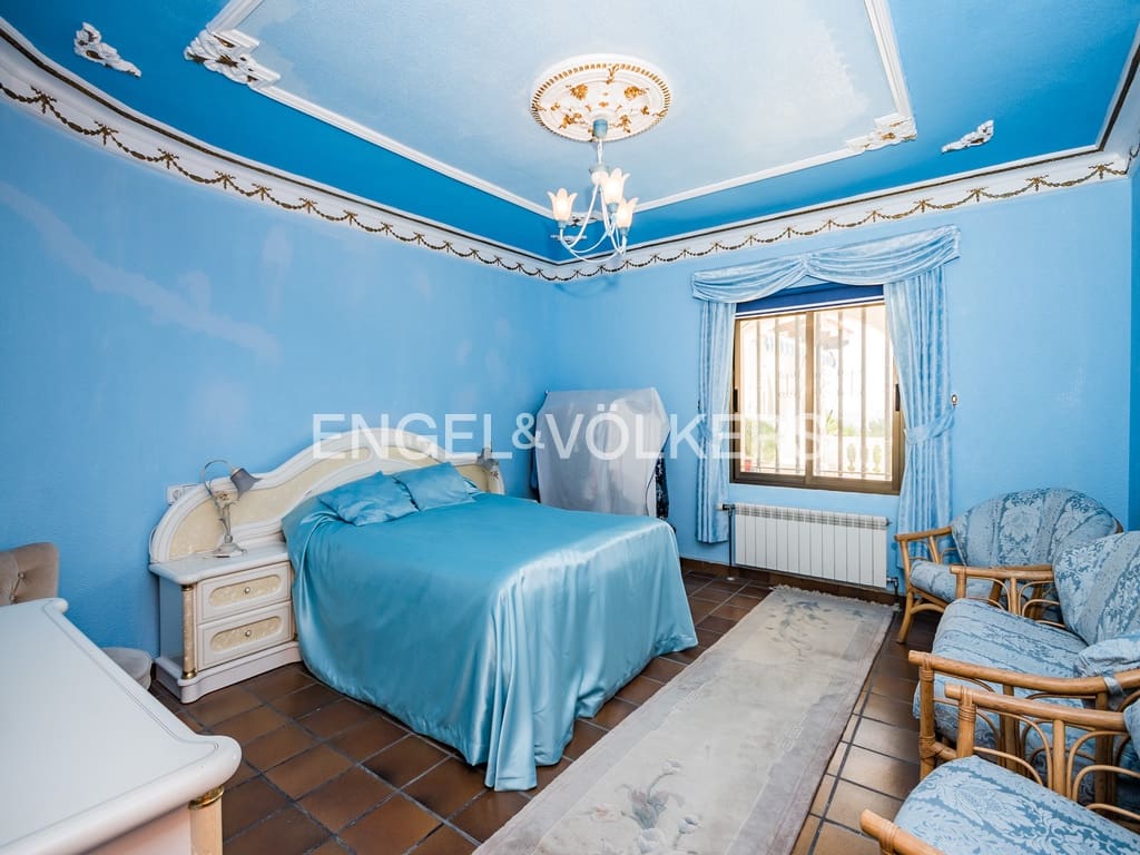 10 makuuhuone Huvila myytävänä paikassa La Nucia mukana uima-altaan 
autotalli - 1 950 000 € (Ref: 9778648)