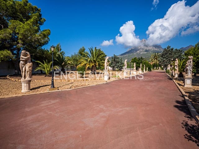 10 camera da letto Villa in vendita in La Nucia Pueblo  , La Nucia con piscina garage - 1.950.000 € (Rif: 9778648)