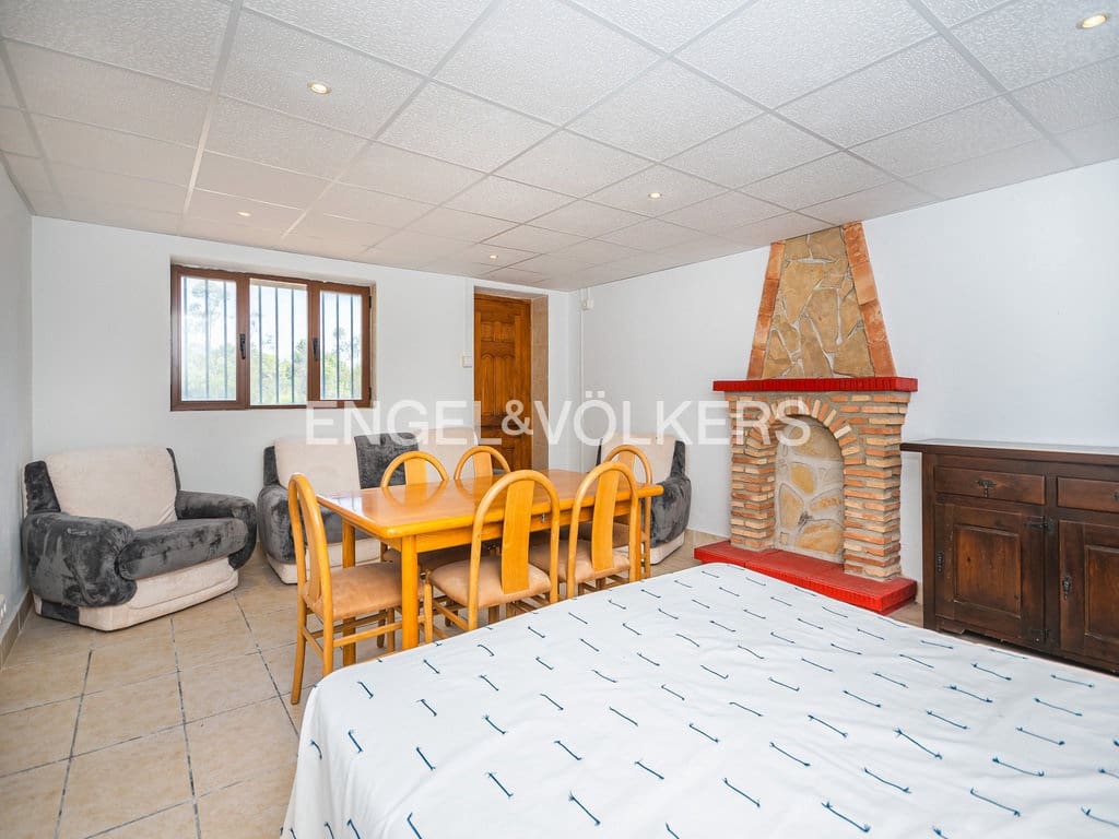 10 slaapkamer Villa te koop in La Nucia met zwembad garage - € 1.950.000 (Ref: 9778648)