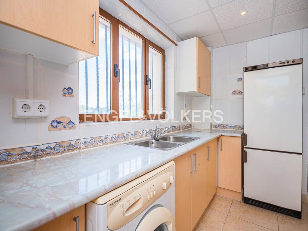10 slaapkamer Villa te koop in La Nucia met zwembad garage - € 1.950.000 (Ref: 9778648)