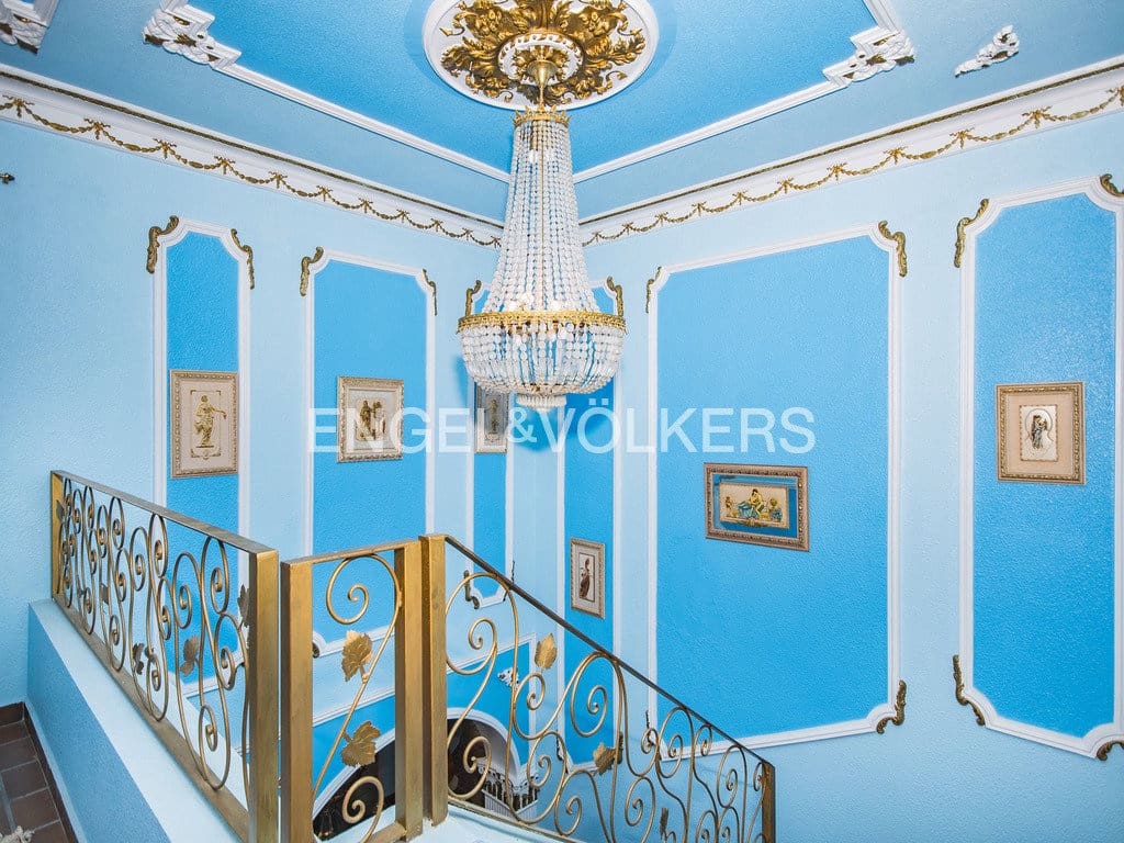 10 slaapkamer Villa te koop in La Nucia met zwembad garage - € 1.950.000 (Ref: 9778648)
