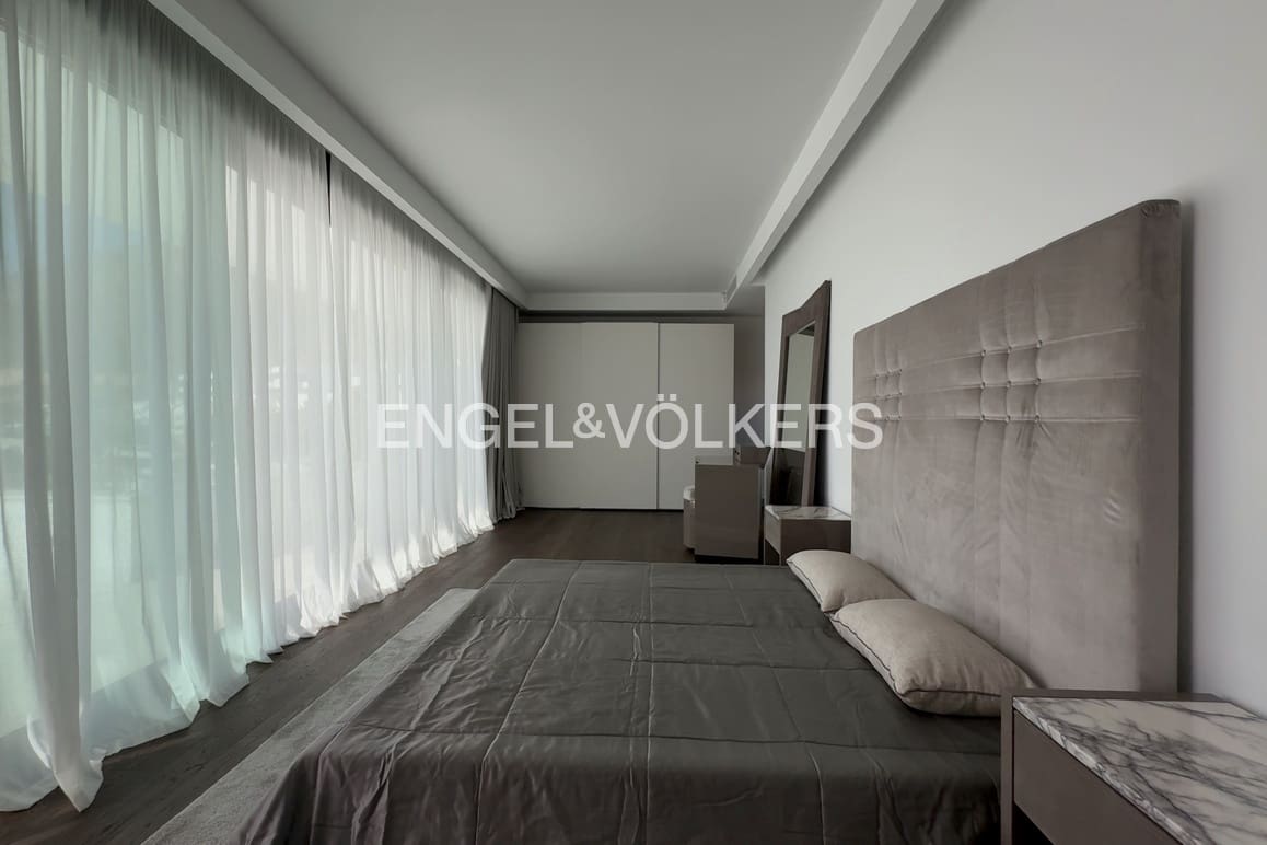 3 bedroom Villa for sale in Finestrat with pool garage - € 2,500,000 (Ref: 9778886)