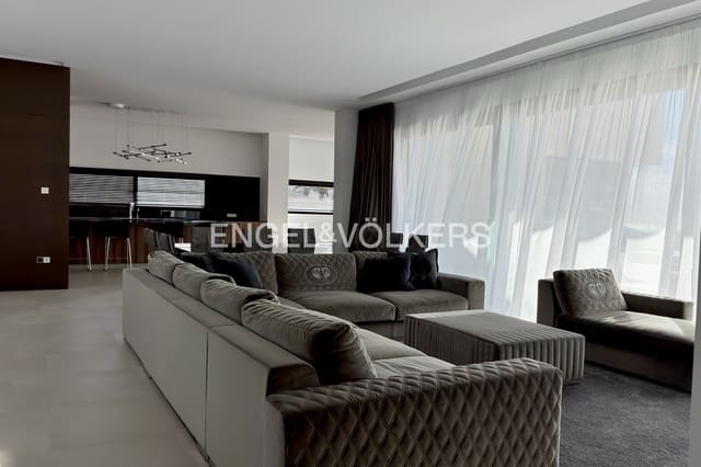 3 soverom Villa til salgs i Finestrat med svømmebasseng garasje - € 2 500 000 (Ref: 9778886)