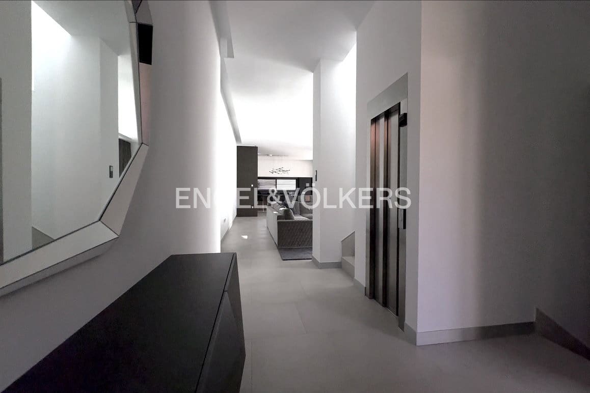 3 soveværelse Villa til salg i Finestrat med swimmingpool garage - € 2.300.000 (Ref: 9778886)
