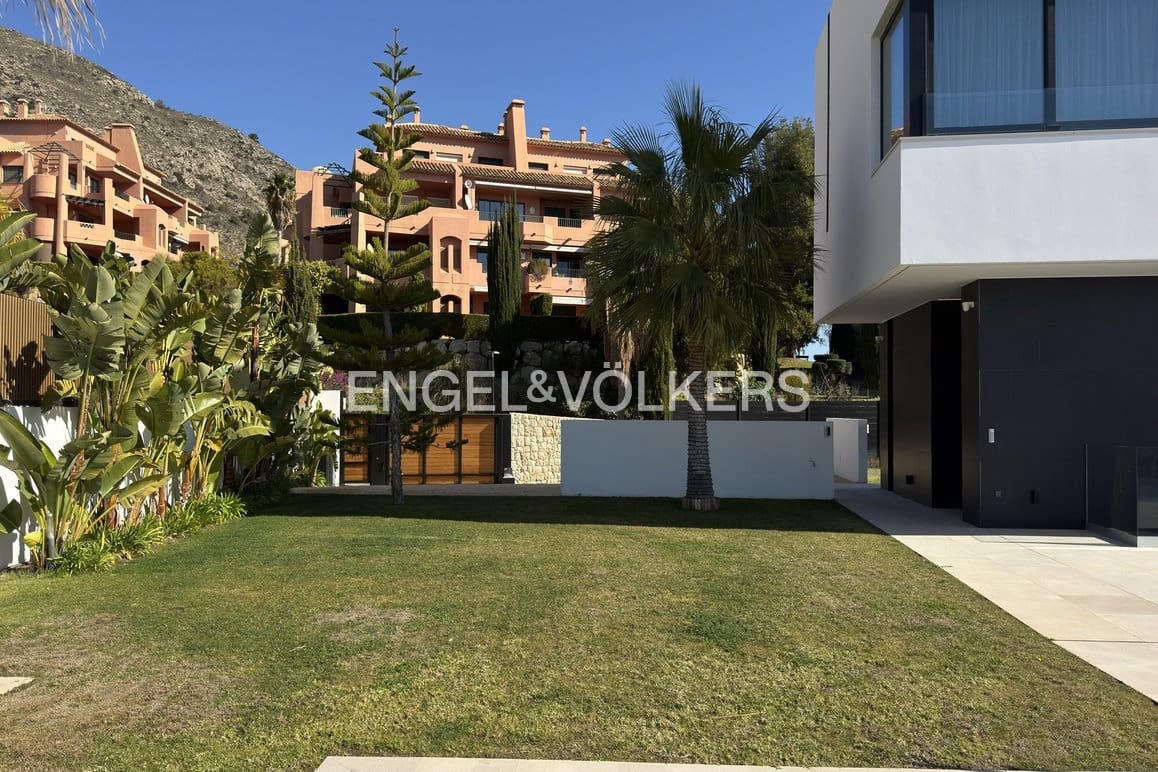 3 soveværelse Villa til salg i Finestrat med swimmingpool garage - € 2.300.000 (Ref: 9778886)