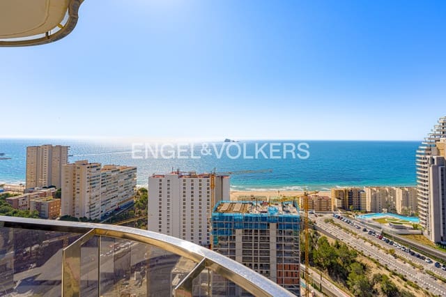 Apartamento de 2 habitaciones en Benidorm en venta con piscina garaje - 695.000 € (Ref: 9779077)