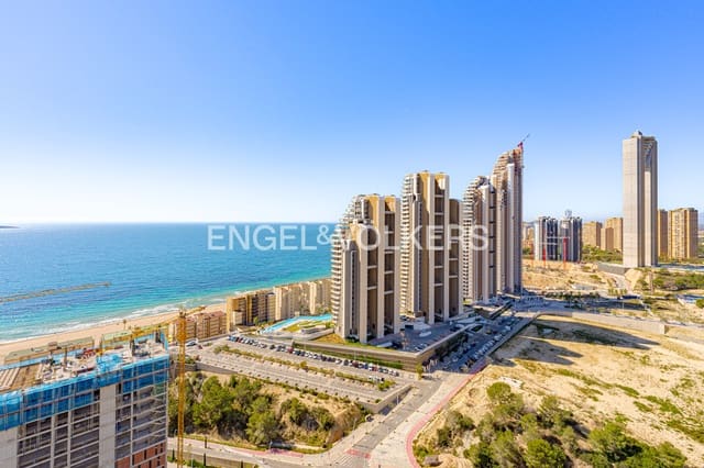 Apartamento de 2 habitaciones en Benidorm en venta con piscina garaje - 695.000 € (Ref: 9779077)