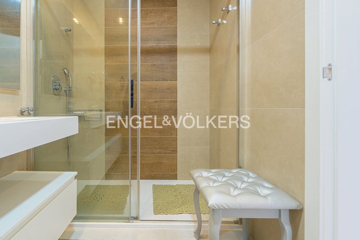 2 sypialnia Apartament na sprzedaż w Benidorm z basenem garażem - 695 000 € (Ref: 9779077)