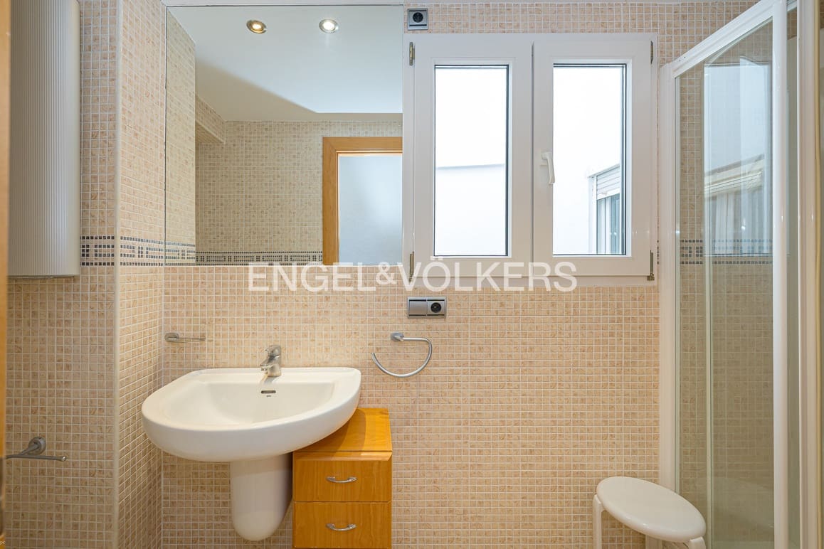 2 sypialnia Apartament na sprzedaż w Benidorm - 375 000 € (Ref: 9788786)