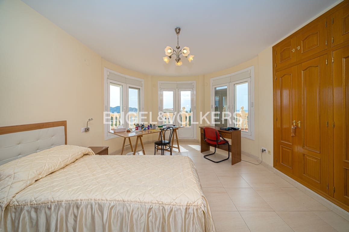 7 soveværelse Villa til salg i Benidorm med swimmingpool garage - € 1.635.000 (Ref: 9789436)