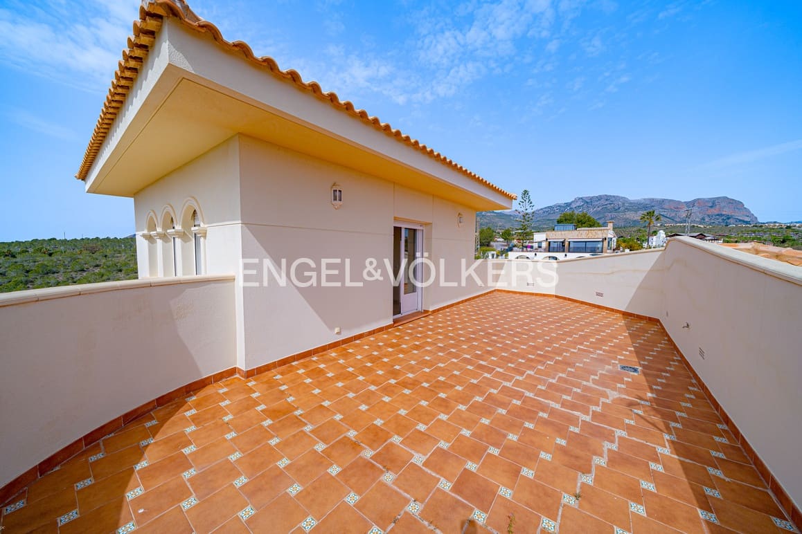 7 soveværelse Villa til salg i Benidorm med swimmingpool garage - € 1.635.000 (Ref: 9789436)