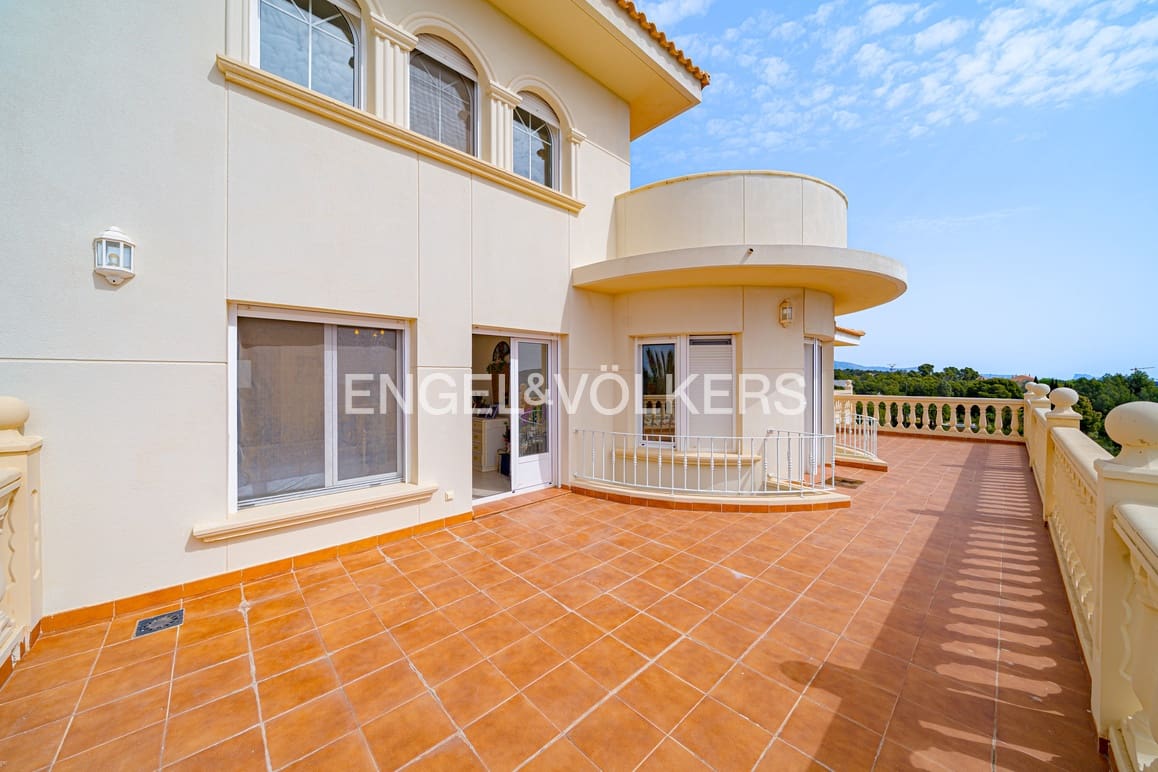 7 soveværelse Villa til salg i Benidorm med swimmingpool garage - € 1.635.000 (Ref: 9789436)