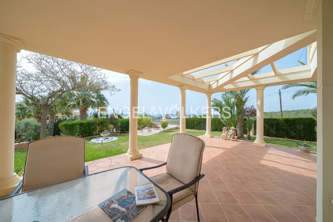 7 soveværelse Villa til salg i Benidorm med swimmingpool garage - € 1.635.000 (Ref: 9789436)