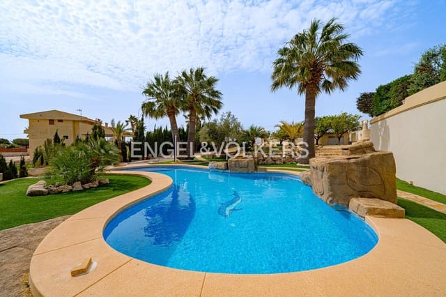 7 chambre Villa/Maison à vendre à Juzgados - Plaza de Toros, Benidorm avec piscine garage - 1 635 000 € (Ref: 9789436)
