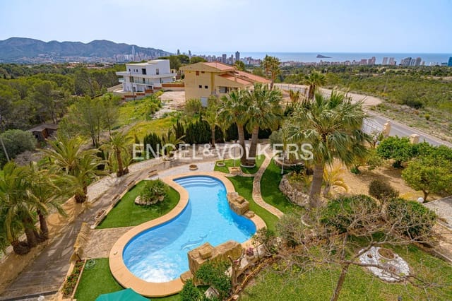 7 chambre Villa/Maison à vendre à Juzgados - Plaza de Toros, Benidorm avec piscine garage - 1 635 000 € (Ref: 9789436)