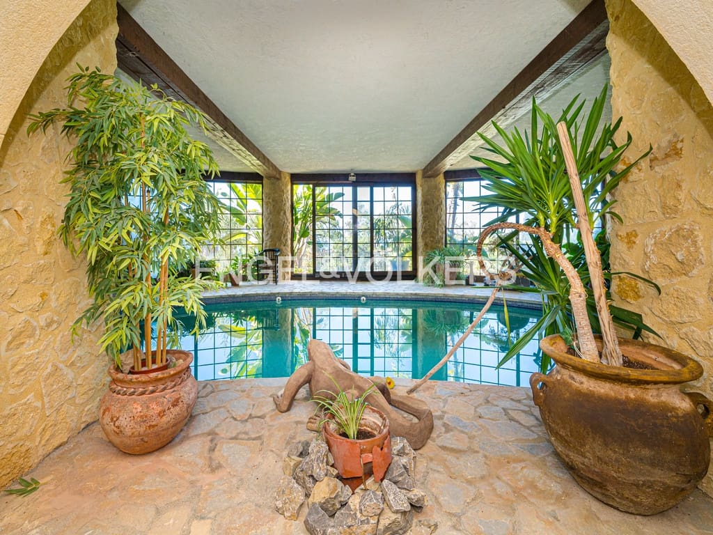 5 soveværelse Villa til salg i Finestrat med swimmingpool garage - € 1.395.000 (Ref: 9802869)