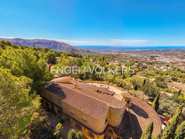 5 sovrum Villa till salu i Finestrat Pueblo, Finestrat med pool garage - 1 395 000 € (Ref: 9802869)