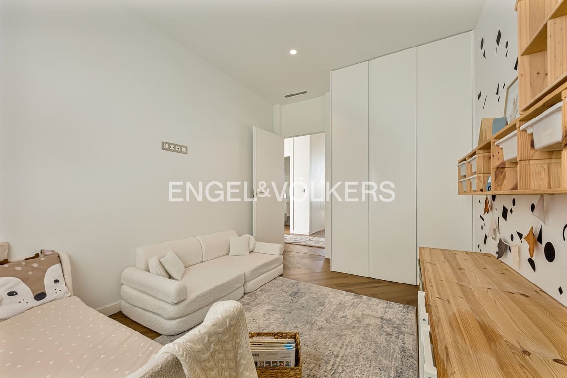 4 soverom Villa til salgs i Finestrat med svømmebasseng garasje - € 795 000 (Ref: 9807169)