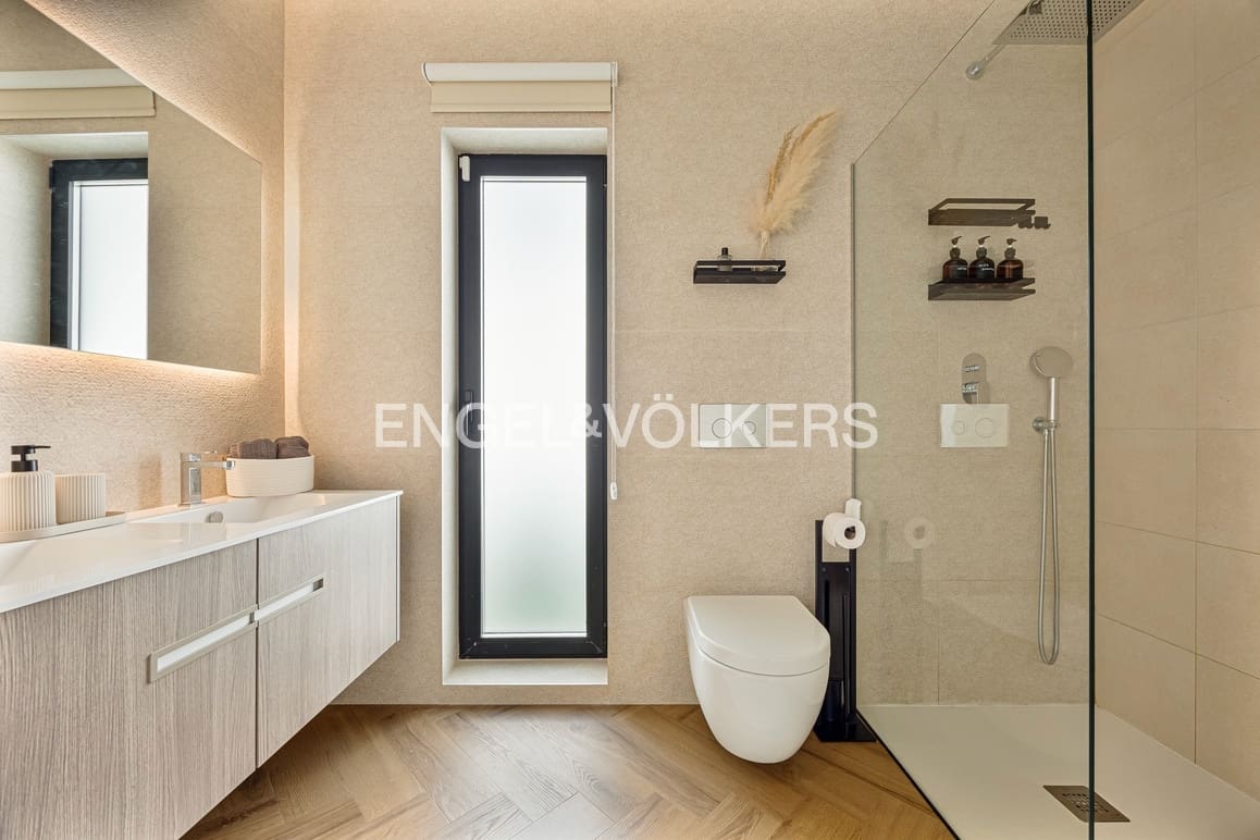 4 soverom Villa til salgs i Finestrat med svømmebasseng garasje - € 795 000 (Ref: 9807169)