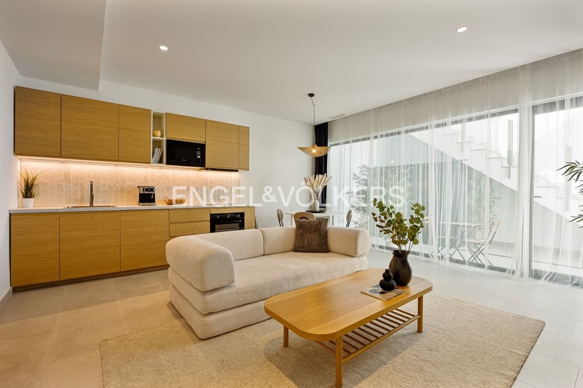 4 soverom Villa til salgs i Finestrat med svømmebasseng garasje - € 795 000 (Ref: 9807169)