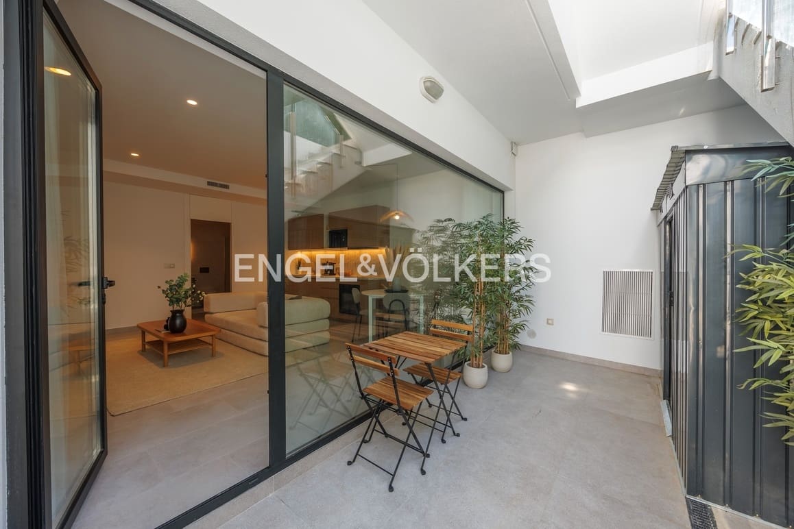 4 soverom Villa til salgs i Finestrat med svømmebasseng garasje - € 795 000 (Ref: 9807169)