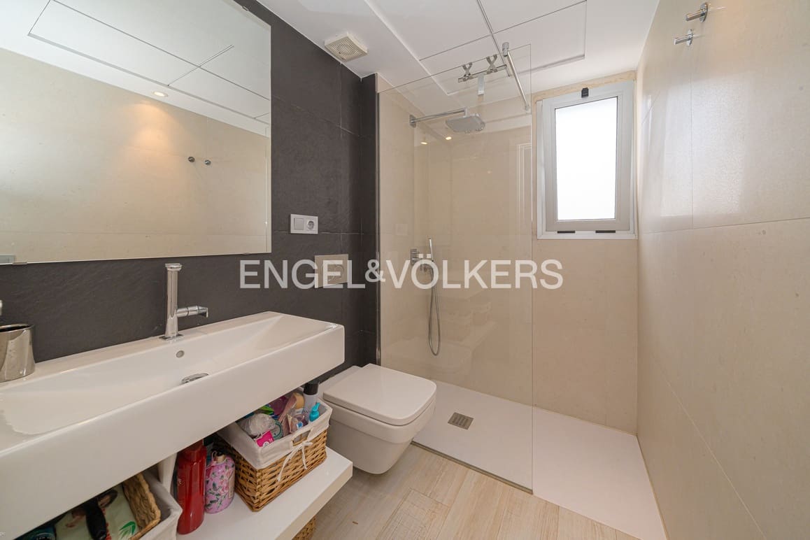 3 soveværelse Villa til salg i Finestrat med swimmingpool garage - € 625.000 (Ref: 9809825)