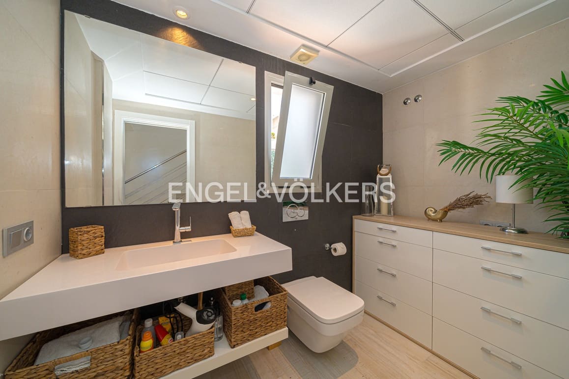 3 soveværelse Villa til salg i Finestrat med swimmingpool garage - € 625.000 (Ref: 9809825)