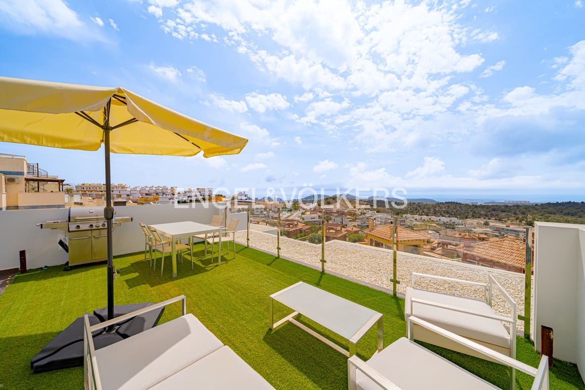 3 soveværelse Villa til salg i Finestrat med swimmingpool garage - € 625.000 (Ref: 9809825)