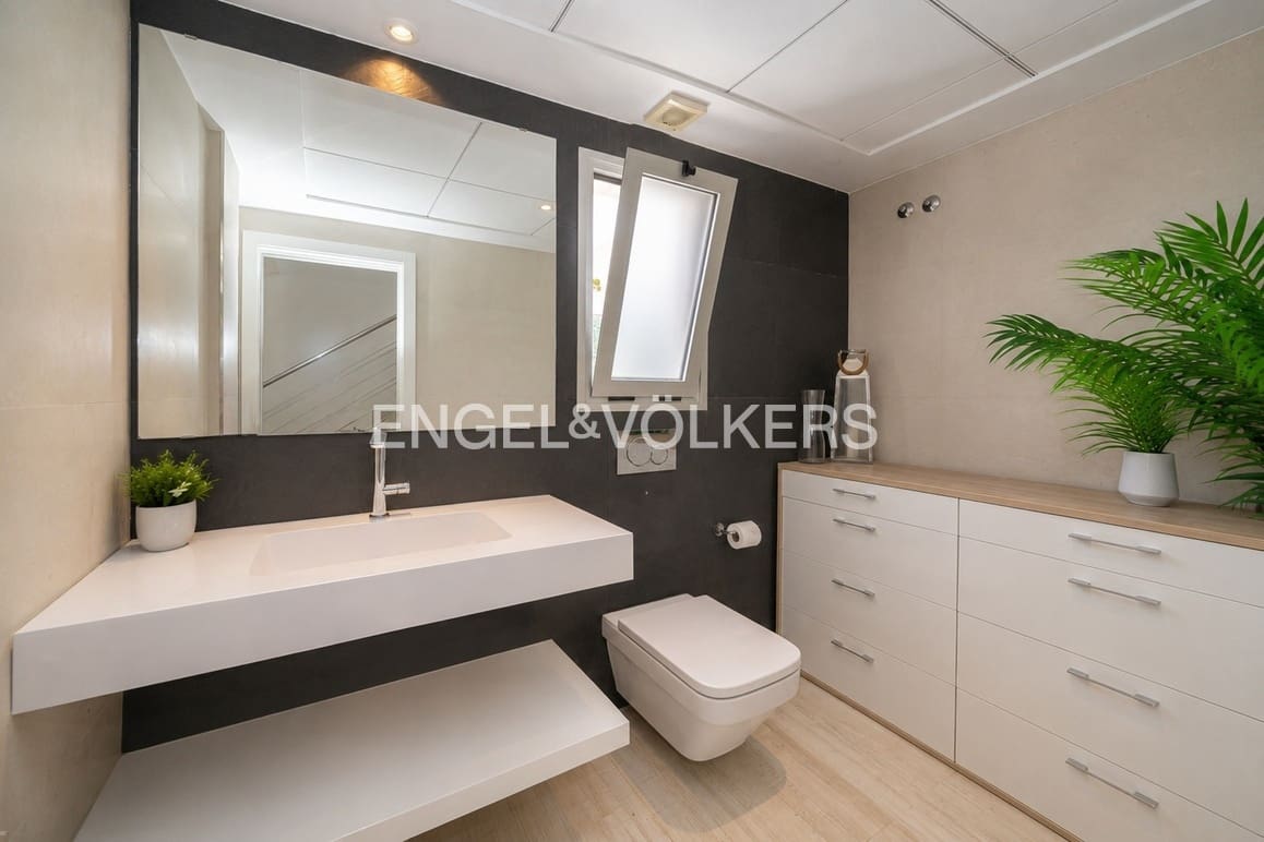 3 bedroom Villa for sale in Finestrat with pool garage - € 625,000 (Ref: 9809825)