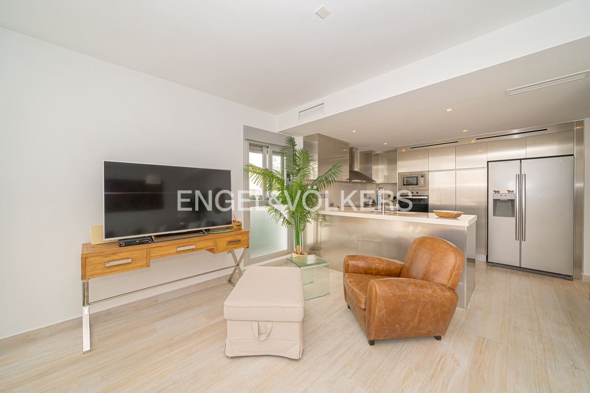 3 bedroom Villa for sale in Finestrat with pool garage - € 625,000 (Ref: 9809825)