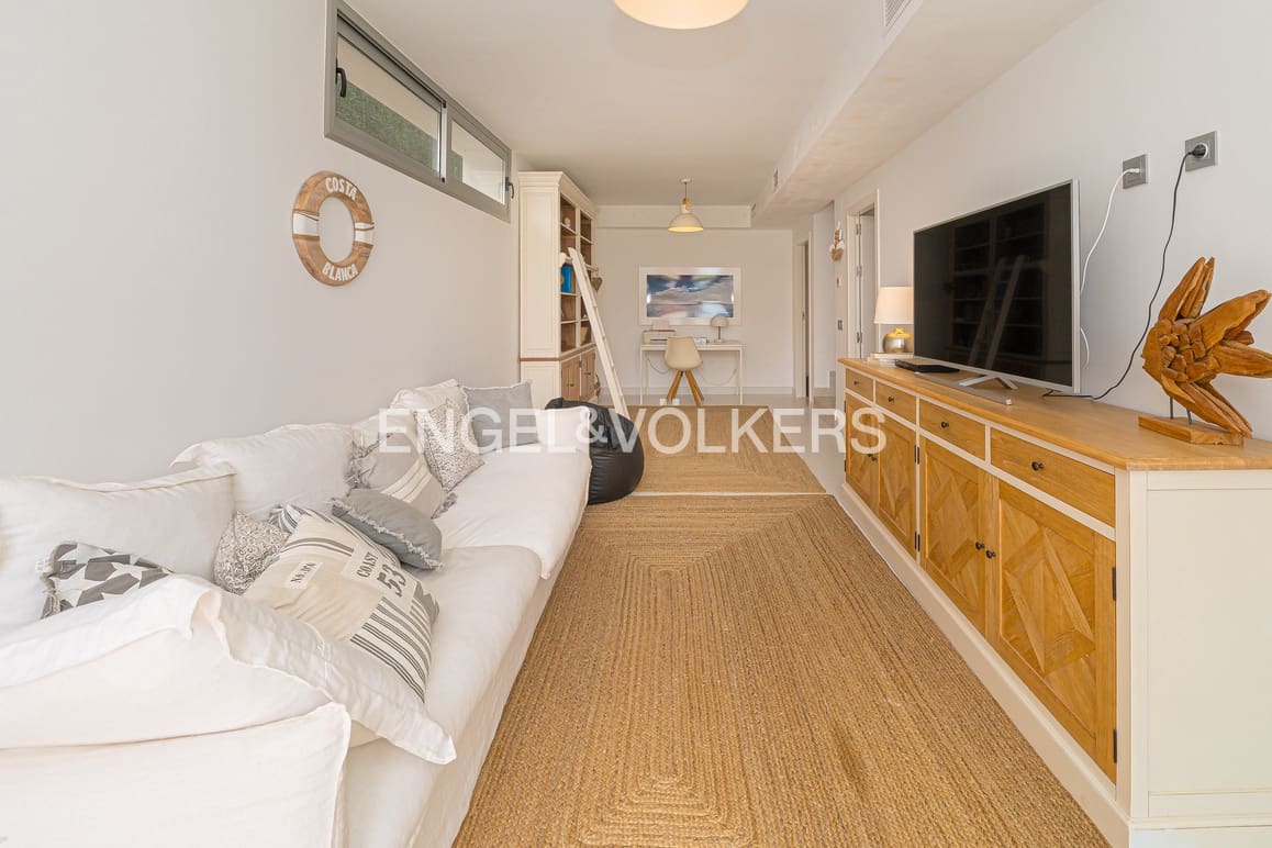 3 bedroom Villa for sale in Finestrat with pool garage - € 625,000 (Ref: 9809825)